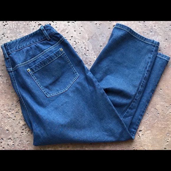 Saks Fifth Avenue Denim - Saks Fifth Avenue Capri Women Jean Sz 6 Inseam 23”